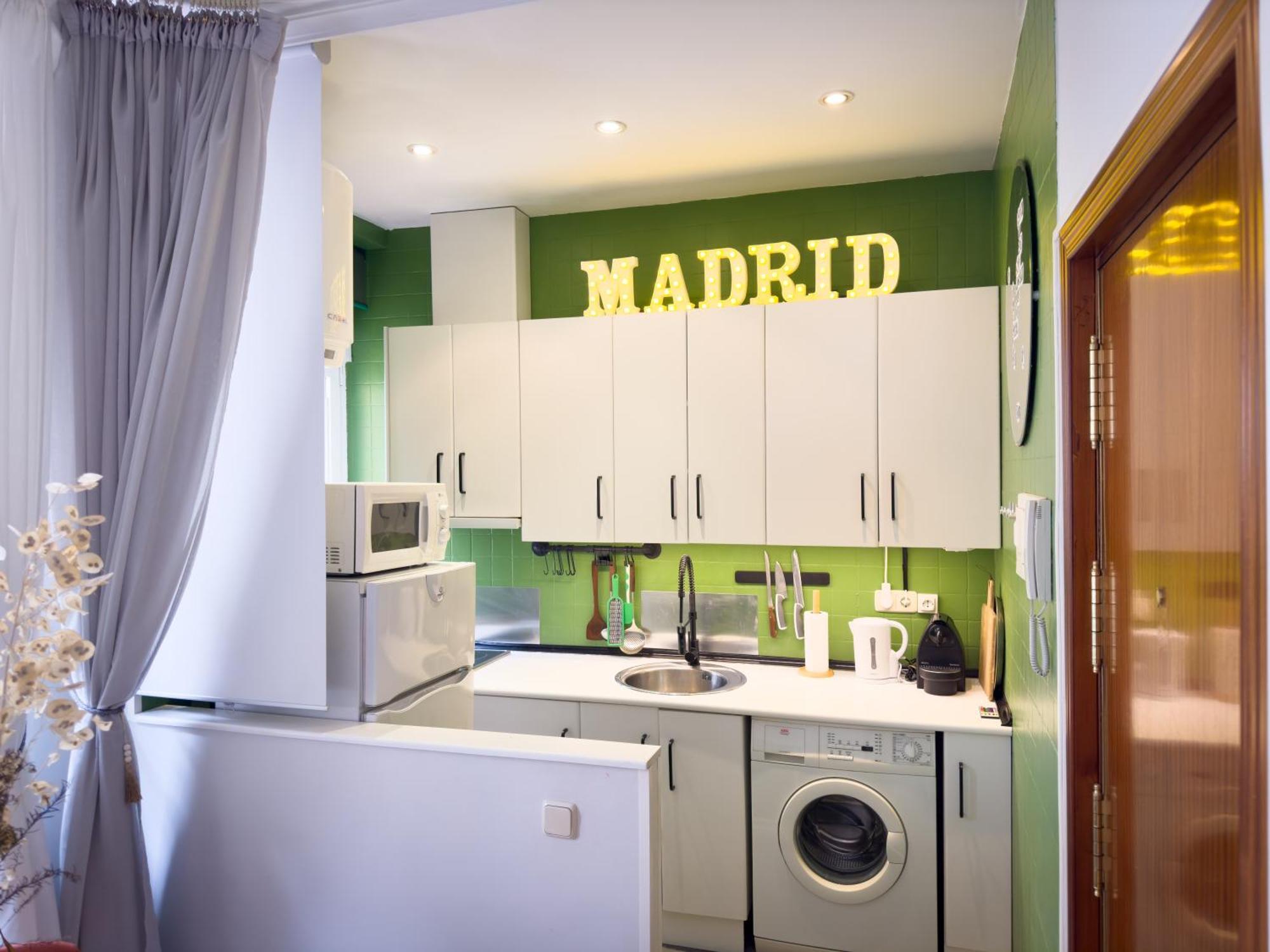 Disfruta Del Barrio De Las Letras Madrid Kültér fotó
